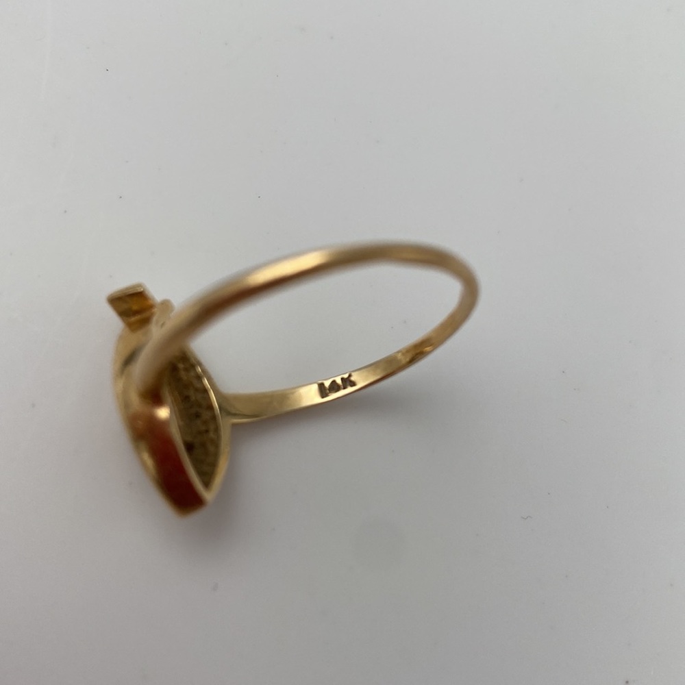 Gold Fish Symbol Ring - Picture 5 of 7